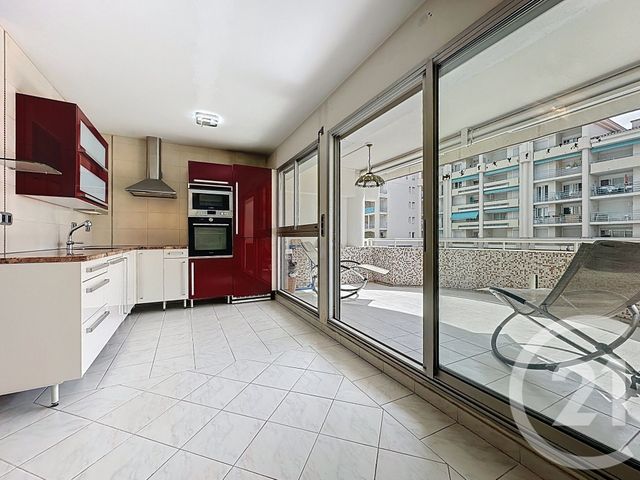 Appartement F1 à vendre - 1 pièce - 27.01 m2 - JUAN LES PINS - 06 - PROVENCE-ALPES-COTE-D-AZUR - Century 21 Albert 1Er