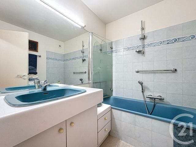 Appartement F3 à vendre - 3 pièces - 102.09 m2 - ANTIBES - 06 - PROVENCE-ALPES-COTE-D-AZUR - Century 21 Albert 1Er