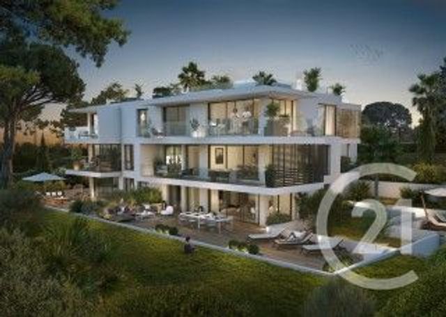 Appartement F3 à vendre - 3 pièces - 82.3 m2 - ANTIBES - 06 - PROVENCE-ALPES-COTE-D-AZUR - Century 21 Albert 1Er
