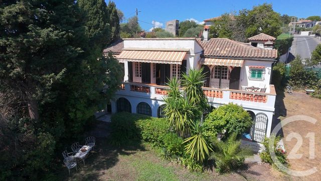 maison à vendre - 7 pièces - 124.7 m2 - ANTIBES - 06 - PROVENCE-ALPES-COTE-D-AZUR - Century 21 Albert 1Er