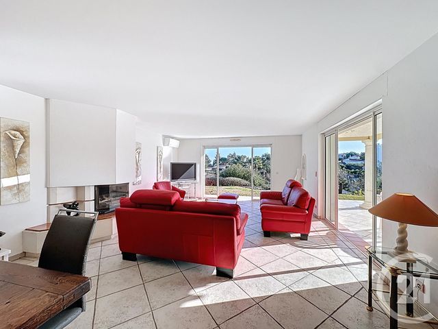 maison à vendre - 6 pièces - 122.39 m2 - ANTIBES - 06 - PROVENCE-ALPES-COTE-D-AZUR - Century 21 Albert 1Er