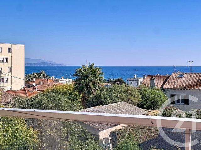 Appartement F2 à vendre - 2 pièces - 35.83 m2 - ANTIBES - 06 - PROVENCE-ALPES-COTE-D-AZUR - Century 21 Albert 1Er