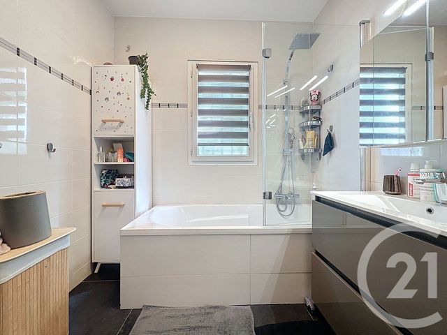 maison à vendre - 4 pièces - 98.05 m2 - ANTIBES - 06 - PROVENCE-ALPES-COTE-D-AZUR - Century 21 Albert 1Er