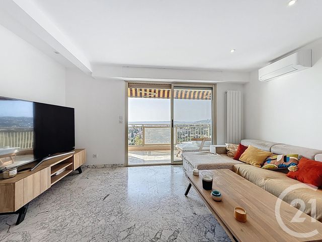 Afficher la photo en grand Appartement F3 à vendre - 3 pièces - 77.72 m2 - ANTIBES - 06 - PROVENCE-ALPES-COTE-D-AZUR - Century 21 Albert 1Er