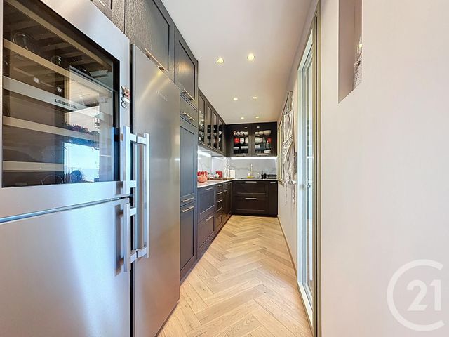 Afficher la photo en grand Appartement F3 à vendre - 3 pièces - 94.49 m2 - JUAN LES PINS - 06 - PROVENCE-ALPES-COTE-D-AZUR - Century 21 Albert 1Er