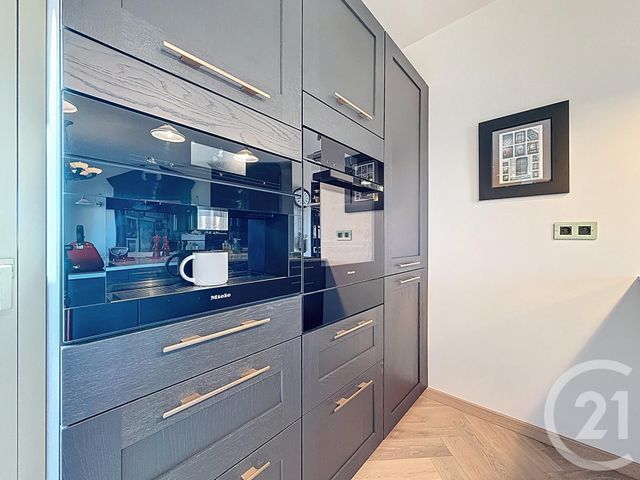 Afficher la photo en grand Appartement F3 à vendre - 3 pièces - 94.49 m2 - JUAN LES PINS - 06 - PROVENCE-ALPES-COTE-D-AZUR - Century 21 Albert 1Er