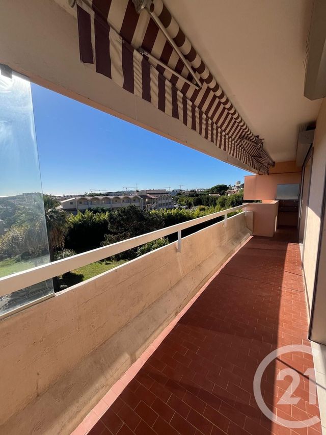Appartement F4 à louer - 4 pièces - 100.11 m2 - ANTIBES - 06 - PROVENCE-ALPES-COTE-D-AZUR - Century 21 Albert 1Er