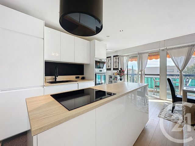 Appartement F3 à vendre - 3 pièces - 68.03 m2 - ANTIBES - 06 - PROVENCE-ALPES-COTE-D-AZUR - Century 21 Albert 1Er