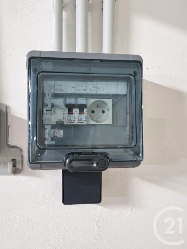 parking à vendre - 50.0 m2 - ANTIBES - 06 - PROVENCE-ALPES-COTE-D-AZUR - Century 21 Albert 1Er