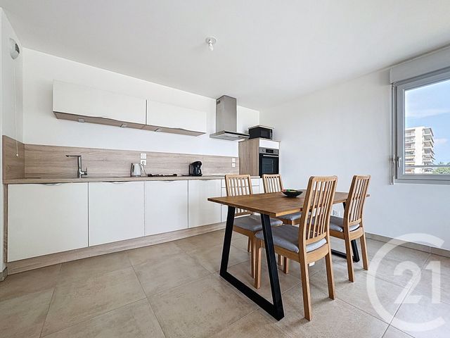 Appartement T3 à vendre - 3 pièces - 64.1 m2 - ANTIBES - 06 - PROVENCE-ALPES-COTE-D-AZUR - Century 21 Albert 1Er