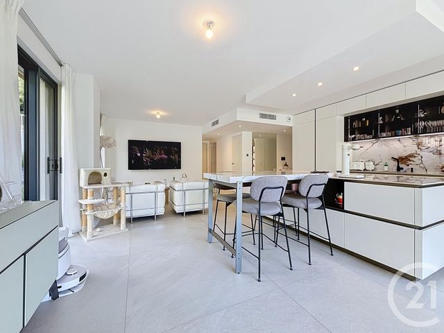 Appartement F3 à vendre - 3 pièces - 84.86 m2 - ANTIBES - 06 - PROVENCE-ALPES-COTE-D-AZUR - Century 21 Albert 1Er