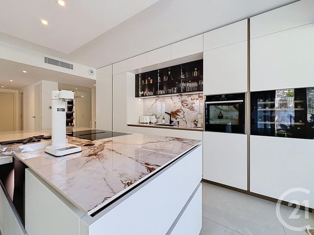Appartement F3 à vendre - 3 pièces - 84.86 m2 - ANTIBES - 06 - PROVENCE-ALPES-COTE-D-AZUR - Century 21 Albert 1Er