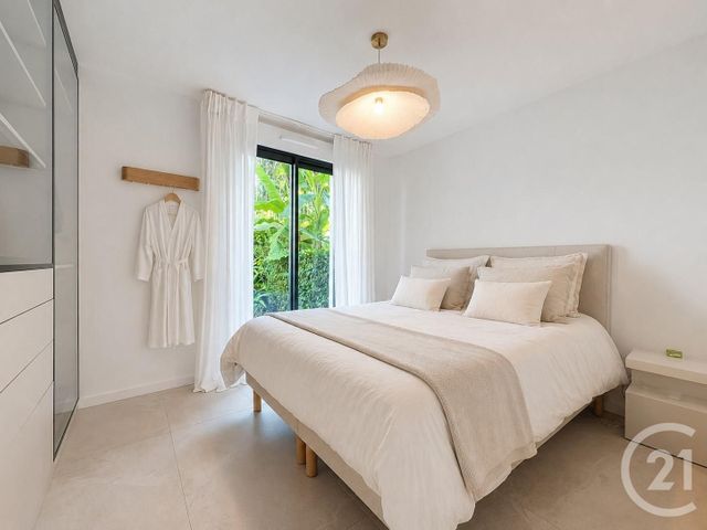 Appartement F3 à vendre - 3 pièces - 84.86 m2 - ANTIBES - 06 - PROVENCE-ALPES-COTE-D-AZUR - Century 21 Albert 1Er