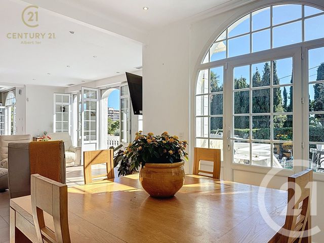 maison à vendre - 7 pièces - 183.01 m2 - JUAN LES PINS - 06 - PROVENCE-ALPES-COTE-D-AZUR - Century 21 Albert 1Er