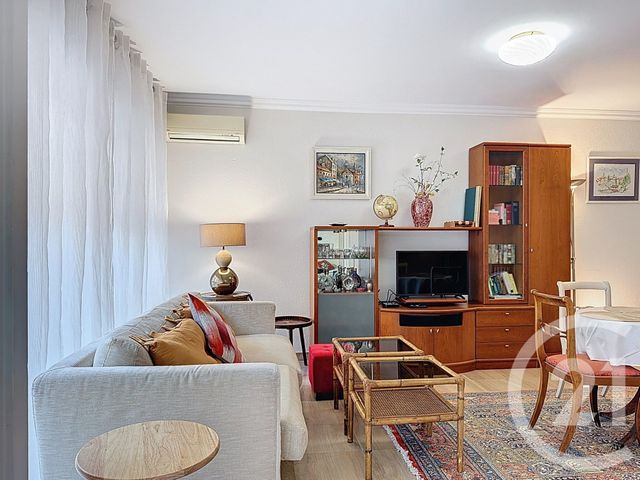 Afficher la photo en grand Appartement F3 à vendre - 3 pièces - 65.8 m2 - ANTIBES - 06 - PROVENCE-ALPES-COTE-D-AZUR - Century 21 Albert 1Er