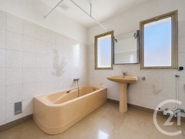 maison à vendre - 4 pièces - 133.1 m2 - ANTIBES - 06 - PROVENCE-ALPES-COTE-D-AZUR - Century 21 Albert 1Er