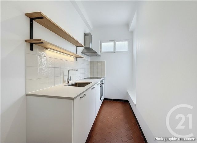 Afficher la photo en grand Appartement F5 à vendre - 6 pièces - 162.0 m2 - JUAN LES PINS - 06 - PROVENCE-ALPES-COTE-D-AZUR - Century 21 Albert 1Er