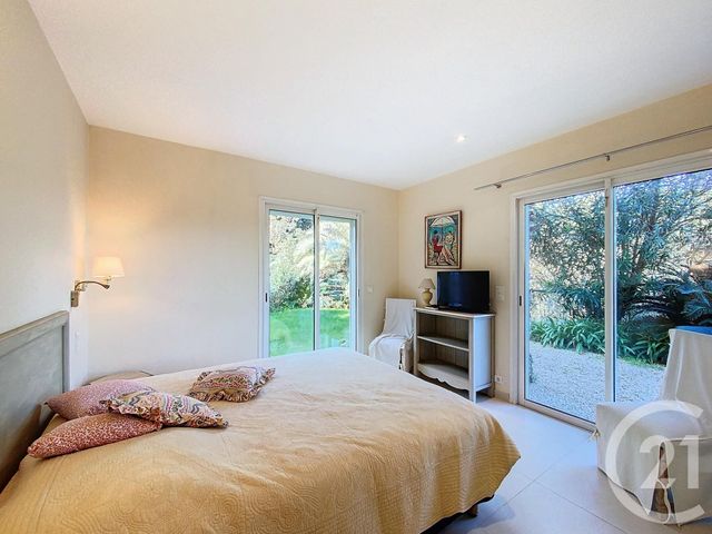 maison à vendre - 9 pièces - 294.94 m2 - ANTIBES - 06 - PROVENCE-ALPES-COTE-D-AZUR - Century 21 Albert 1Er