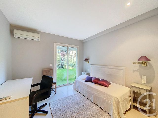 maison à vendre - 9 pièces - 294.94 m2 - ANTIBES - 06 - PROVENCE-ALPES-COTE-D-AZUR - Century 21 Albert 1Er