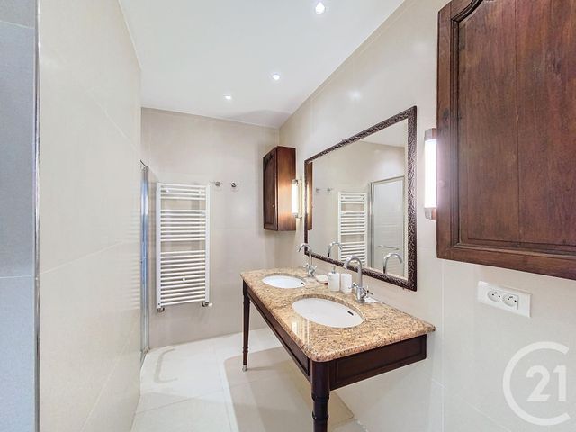 maison à vendre - 9 pièces - 294.94 m2 - ANTIBES - 06 - PROVENCE-ALPES-COTE-D-AZUR - Century 21 Albert 1Er