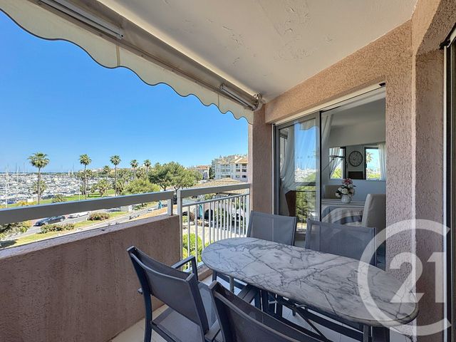 Appartement F2 à louer ANTIBES