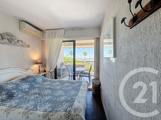 Appartement F2 à louer - 2 pièces - 39.11 m2 - ANTIBES - 06 - PROVENCE-ALPES-COTE-D-AZUR - Century 21 Albert 1Er