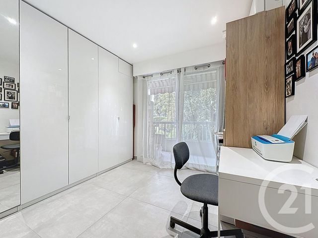 Appartement F4 à vendre - 4 pièces - 72.16 m2 - ANTIBES - 06 - PROVENCE-ALPES-COTE-D-AZUR - Century 21 Albert 1Er