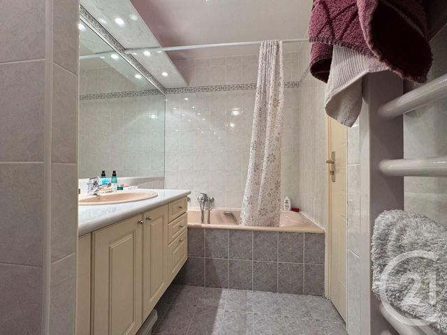 Appartement F2 à vendre - 2 pièces - 51.0 m2 - ANTIBES - 06 - PROVENCE-ALPES-COTE-D-AZUR - Century 21 Albert 1Er