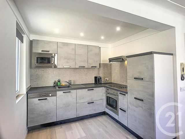 Appartement à louer - 2 pièces - 36.12 m2 - ANTIBES - 06 - PROVENCE-ALPES-COTE-D-AZUR - Century 21 Albert 1Er