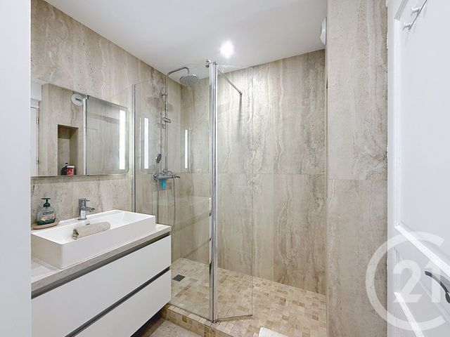 Appartement à louer - 2 pièces - 36.12 m2 - ANTIBES - 06 - PROVENCE-ALPES-COTE-D-AZUR - Century 21 Albert 1Er