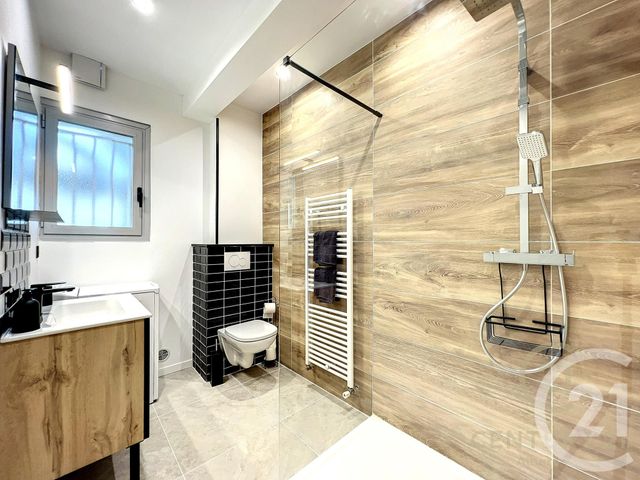 Appartement F1 à louer - 1 pièce - 27.36 m2 - ANTIBES - 06 - PROVENCE-ALPES-COTE-D-AZUR - Century 21 Albert 1Er