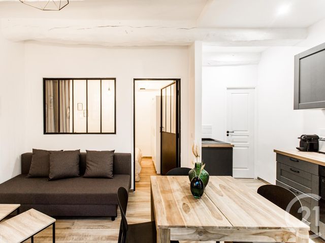 Appartement F1 à louer - 2 pièces - 26.9 m2 - ANTIBES - 06 - PROVENCE-ALPES-COTE-D-AZUR - Century 21 Albert 1Er