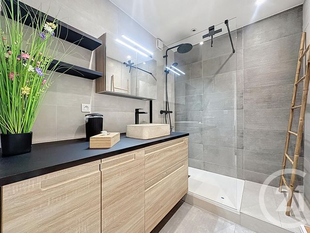 Appartement F3 à vendre - 3 pièces - 57.03 m2 - ANTIBES - 06 - PROVENCE-ALPES-COTE-D-AZUR - Century 21 Albert 1Er