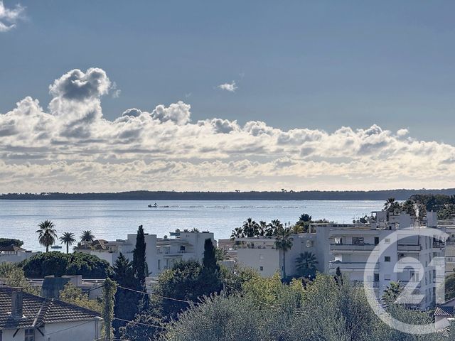 Appartement F3 à vendre - 3 pièces - 60.07 m2 - LE GOLFE JUAN - 06 - PROVENCE-ALPES-COTE-D-AZUR - Century 21 Albert 1Er