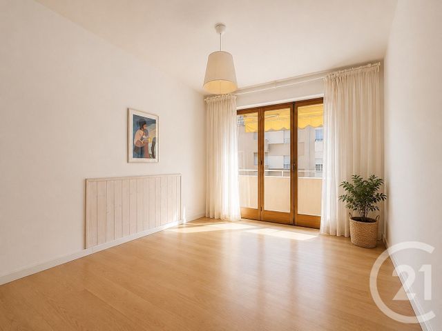 Appartement F3 à vendre - 3 pièces - 71.62 m2 - ANTIBES - 06 - PROVENCE-ALPES-COTE-D-AZUR - Century 21 Albert 1Er