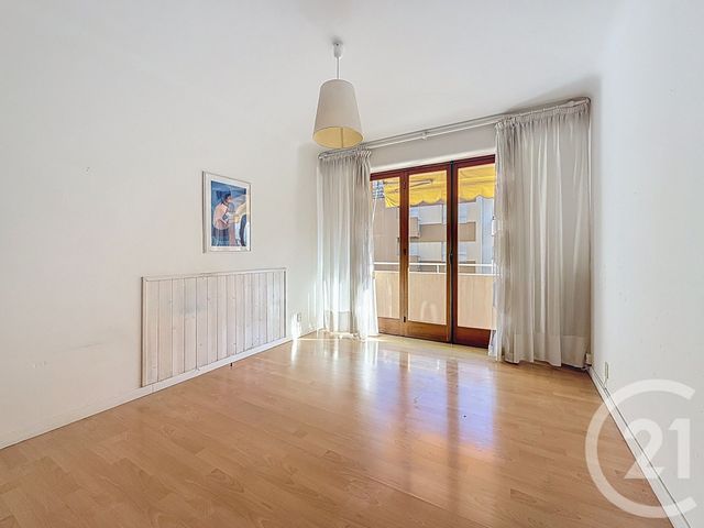 Appartement F3 à vendre - 3 pièces - 73.0 m2 - ANTIBES - 06 - PROVENCE-ALPES-COTE-D-AZUR - Century 21 Albert 1Er