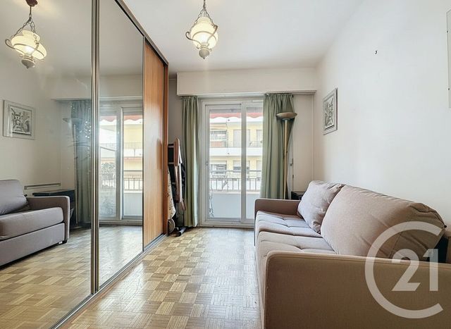 Appartement F3 à vendre - 3 pièces - 60.05 m2 - ANTIBES - 06 - PROVENCE-ALPES-COTE-D-AZUR - Century 21 Albert 1Er