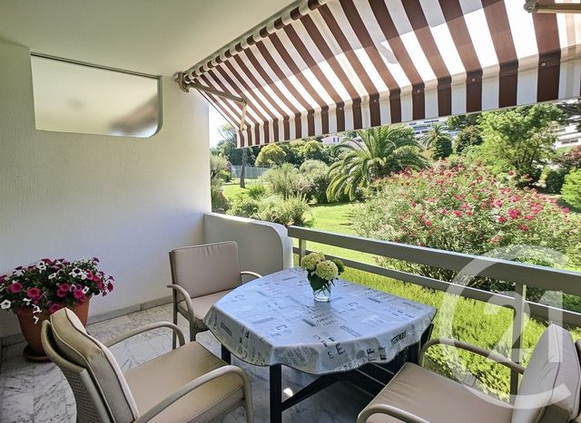 Appartement Studio à louer - 1 pièce - 19.57 m2 - ANTIBES - 06 - PROVENCE-ALPES-COTE-D-AZUR - Century 21 Albert 1Er