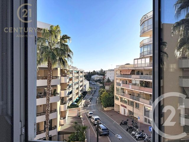 Appartement F4 à vendre - 4 pièces - 81.1 m2 - ANTIBES - 06 - PROVENCE-ALPES-COTE-D-AZUR - Century 21 Albert 1Er