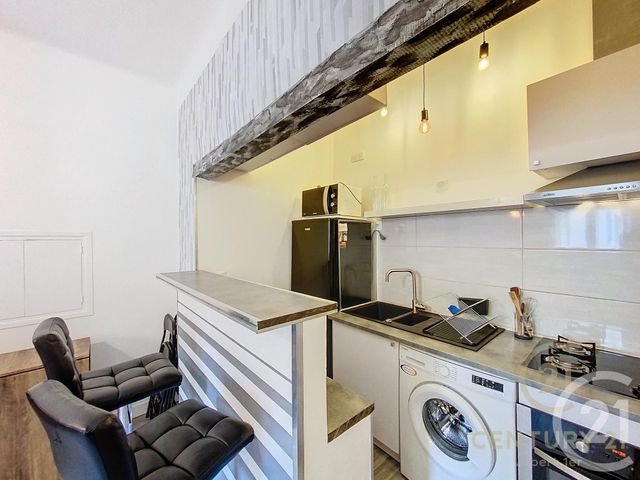 Appartement F2 à louer - 2 pièces - 30.34 m2 - ANTIBES - 06 - PROVENCE-ALPES-COTE-D-AZUR - Century 21 Albert 1Er