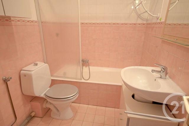 Appartement Studio à louer - 1 pièce - 23.62 m2 - ANTIBES - 06 - PROVENCE-ALPES-COTE-D-AZUR - Century 21 Albert 1Er