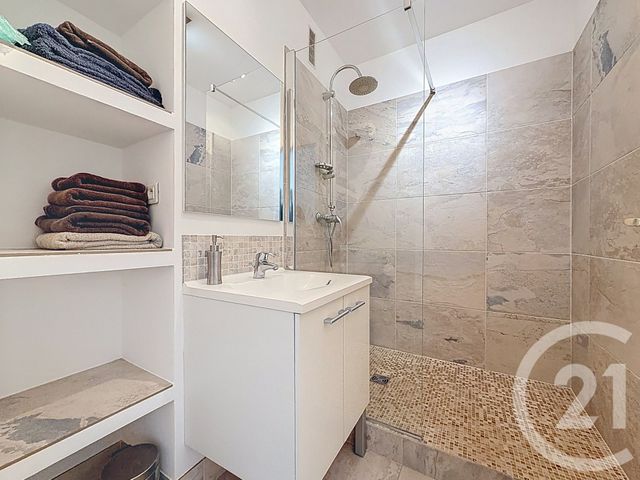 Appartement F4 à vendre - 4 pièces - 94.37 m2 - JUAN LES PINS - 06 - PROVENCE-ALPES-COTE-D-AZUR - Century 21 Albert 1Er