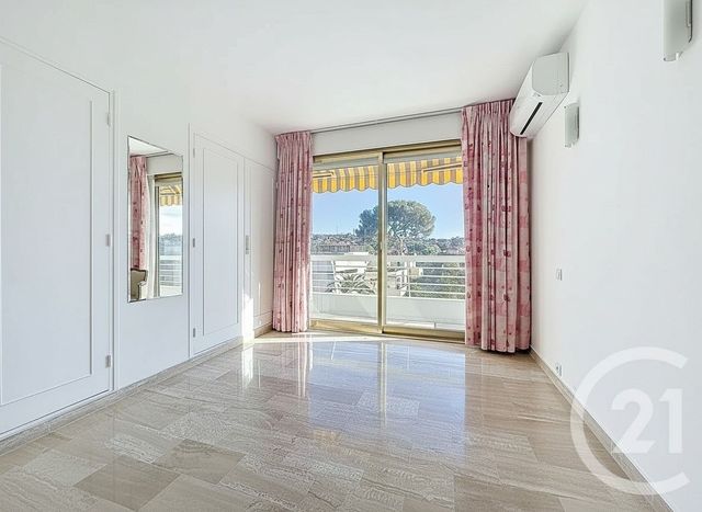 Appartement F4 à vendre - 4 pièces - 94.37 m2 - JUAN LES PINS - 06 - PROVENCE-ALPES-COTE-D-AZUR - Century 21 Albert 1Er