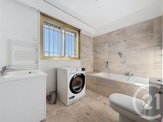 Appartement F4 à vendre - 4 pièces - 94.37 m2 - JUAN LES PINS - 06 - PROVENCE-ALPES-COTE-D-AZUR - Century 21 Albert 1Er