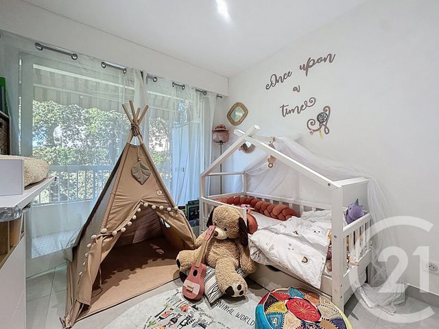 Appartement F4 à vendre - 4 pièces - 72.6 m2 - ANTIBES - 06 - PROVENCE-ALPES-COTE-D-AZUR - Century 21 Albert 1Er