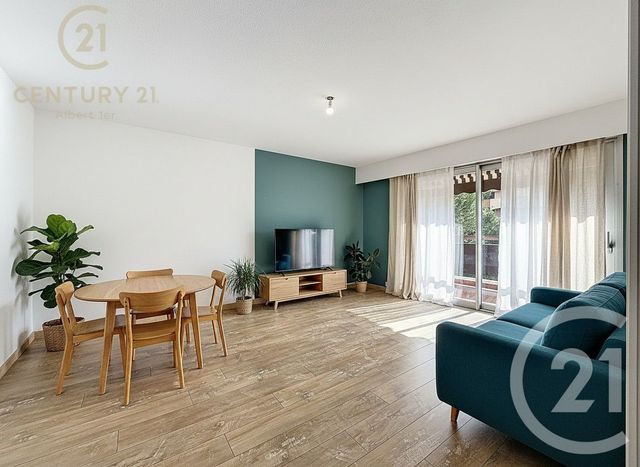 Appartement F4 à vendre - 4 pièces - 81.66 m2 - ANTIBES - 06 - PROVENCE-ALPES-COTE-D-AZUR - Century 21 Albert 1Er