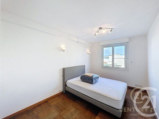 Appartement à louer - 2 pièces - 54.88 m2 - ANTIBES - 06 - PROVENCE-ALPES-COTE-D-AZUR - Century 21 Albert 1Er
