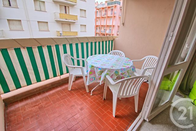 Appartement Studio à louer - 1 pièce - 29.59 m2 - JUAN LES PINS - 06 - PROVENCE-ALPES-COTE-D-AZUR - Century 21 Albert 1Er