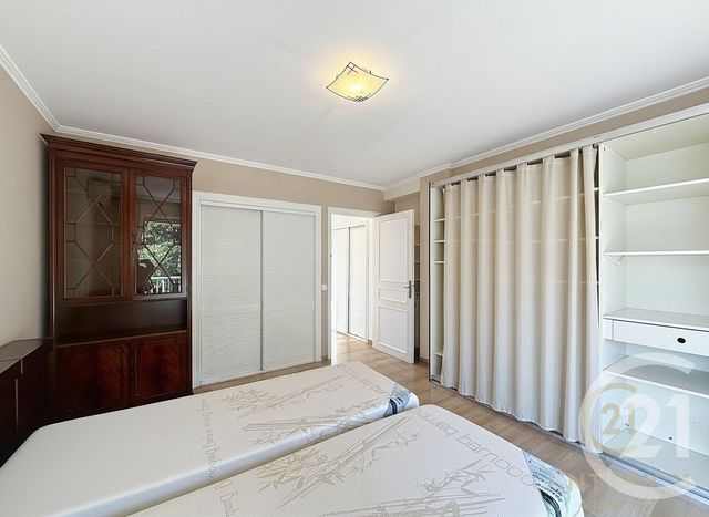 Appartement F4 à louer - 4 pièces - 126.77 m2 - ANTIBES - 06 - PROVENCE-ALPES-COTE-D-AZUR - Century 21 Albert 1Er