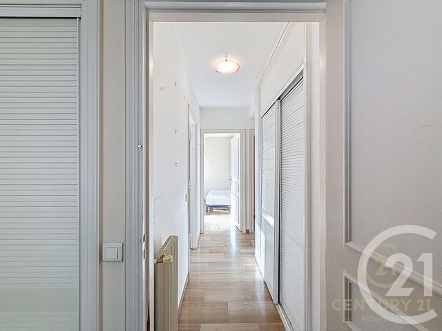 Appartement F4 à louer - 4 pièces - 126.77 m2 - ANTIBES - 06 - PROVENCE-ALPES-COTE-D-AZUR - Century 21 Albert 1Er